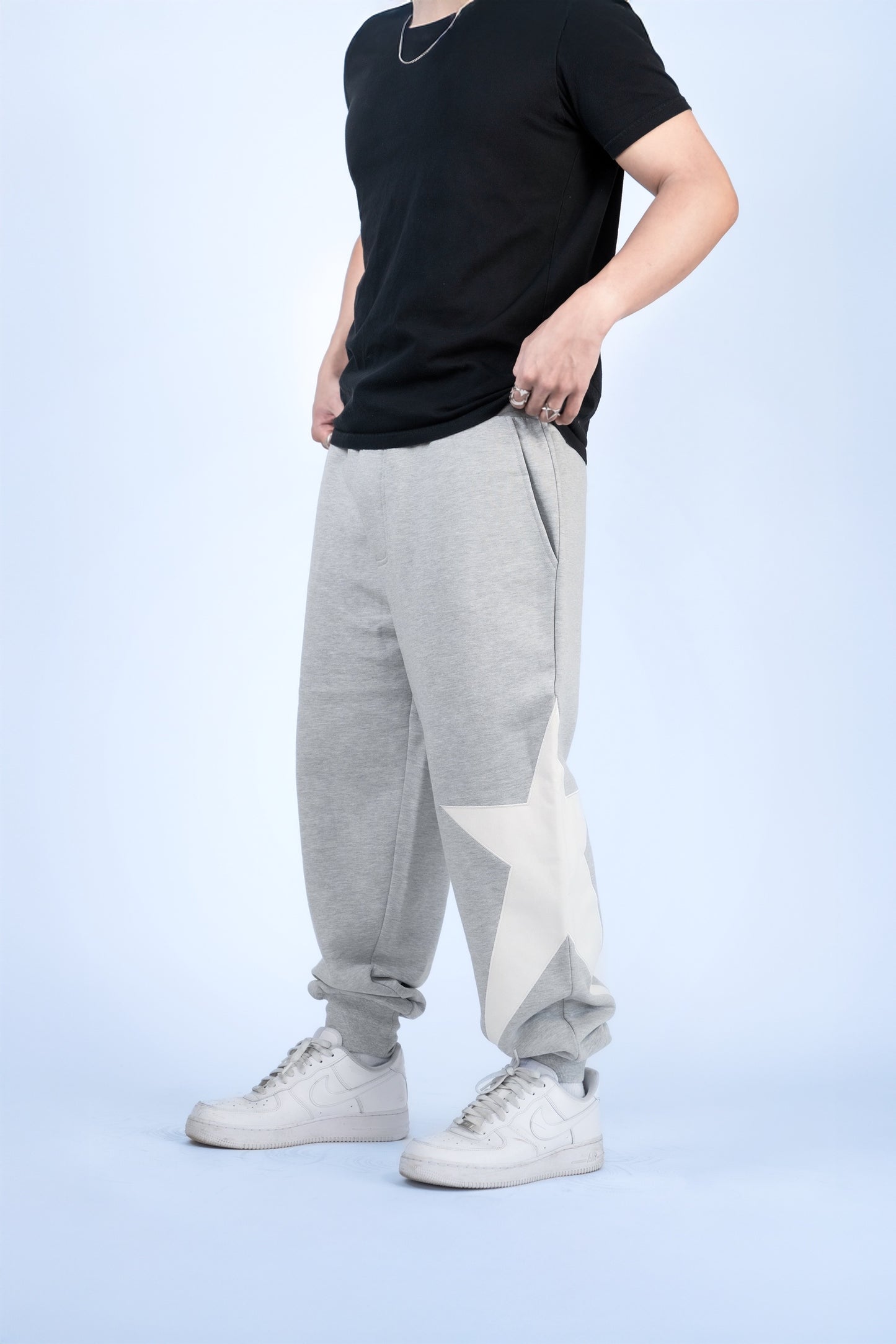 [PREORDER] POKI STAR CUFFED JOGGERS